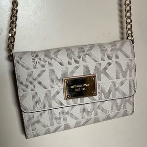 Michael Kors Crossbody purse